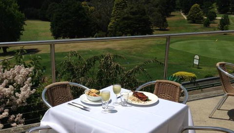 Wentworth Falls Country Club Brasserie - Maitland Accommodation 0