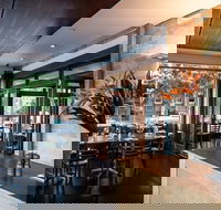 Bangalow Pub - Maitland Accommodation