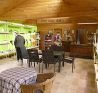 Tumut Valley Violets - Maitland Accommodation