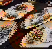 Frank and blanco Picton - Maitland Accommodation