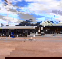 Coombah Roadhouse - Maitland Accommodation