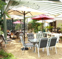 Mad Hatters Tea Garden - Maitland Accommodation