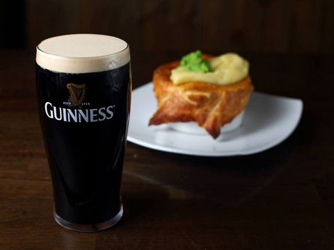 PJ Gallagher's - The Criterion Hotel - Maitland Accommodation 0