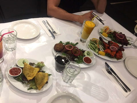 Cinnamon Club - Maitland Accommodation 0