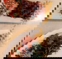 DoDream Chicken - Maitland Accommodation