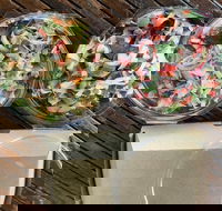 Get Tossed Salad Bar