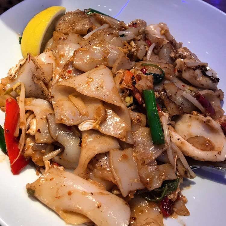 Parliament House NSW Maitland Accommodation