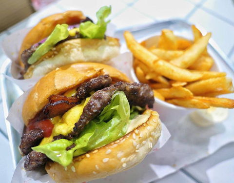 8bit - Maitland Accommodation 0