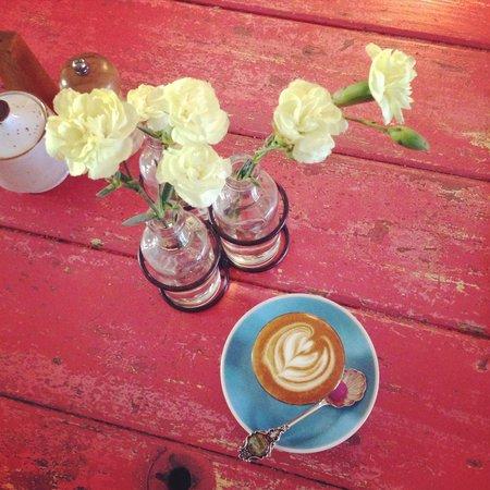 Favourite Chair Cafe - Maitland Accommodation 0