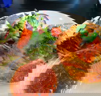 Jamaica Blue - Bentley - Maitland Accommodation