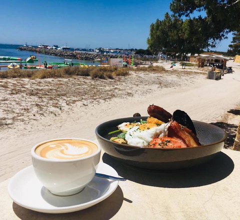 Frankie's On Rotto - Maitland Accommodation 0