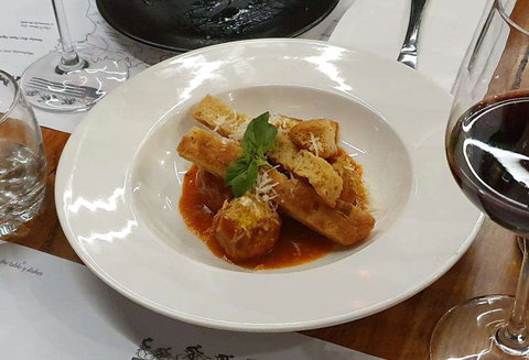 Giro D'Italia - Maitland Accommodation 0