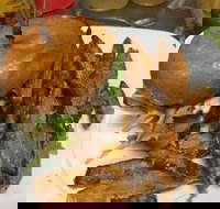 Grill and Bare Cafe Restaurant - Maitland Accommodation