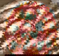 The Flying Mackerel - Maitland Accommodation