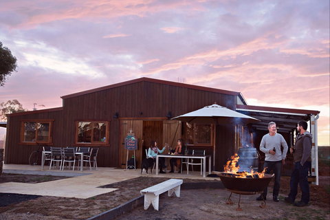 Barangaroo Boutique Wines - Maitland Accommodation 1