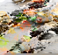 Our Chow - Maitland Accommodation