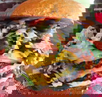 Mum's Burger Kitchen - Maitland Accommodation