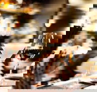 The Establishment Bar - Maitland Accommodation