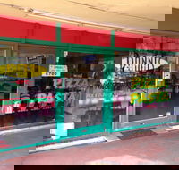 Danni's Gourmet Pizza Shop