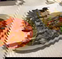 ICG - Incredible Chicken - Maitland Accommodation