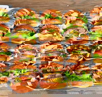 Burgernomics - Maitland Accommodation