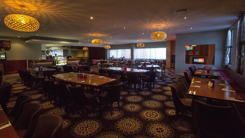 Gladstone Reef Hotel - Maitland Accommodation 0