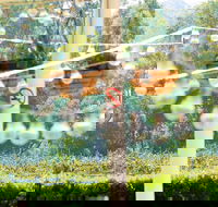 The Red Apron - Maitland Accommodation