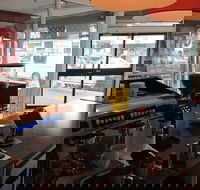 The Birdcage Eats - Maitland Accommodation