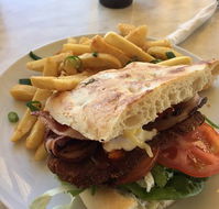 Theo's Cafe
