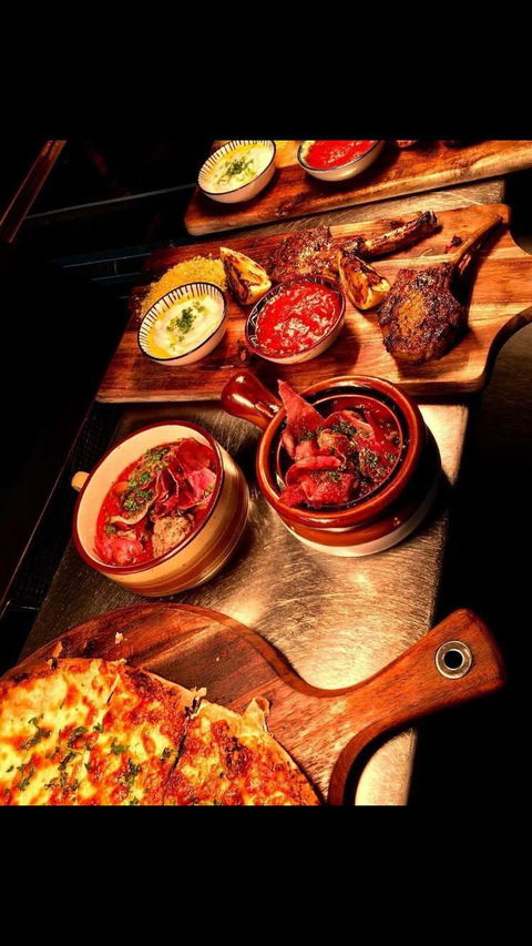 Casablanca On See - Maitland Accommodation 0