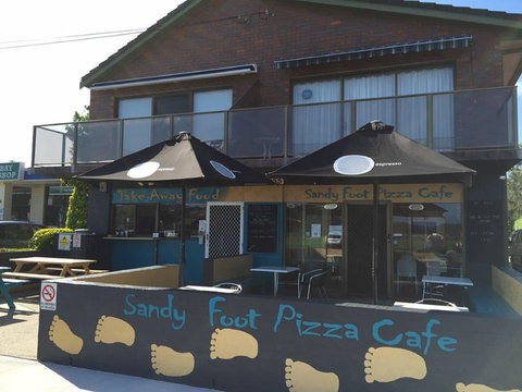 Sandy Foot Pizza Cafe - Maitland Accommodation 0