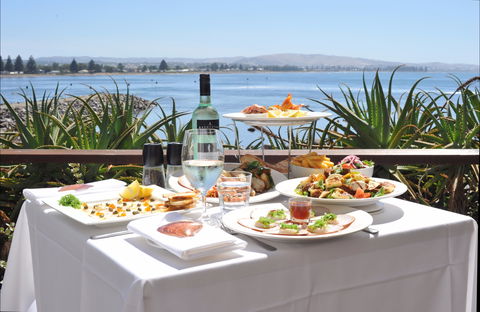 Eat At Whalers - Maitland Accommodation 0