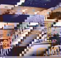 Magic Momo Kafe - Maitland Accommodation