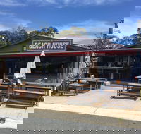 Beach House Providore - Maitland Accommodation