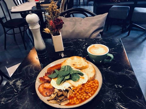 HWL Cafe & Bar - Maitland Accommodation 0