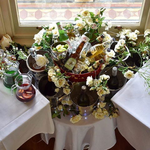 Momani's - Maitland Accommodation 0