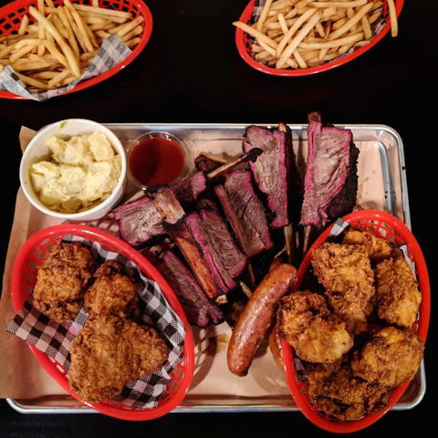 Special Rub Smoked Meats - Maitland Accommodation 0