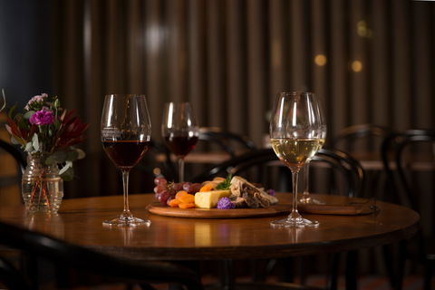 The Canberra Wine House - Maitland Accommodation 2