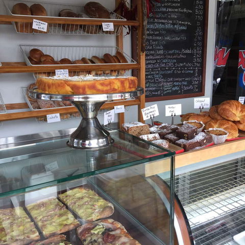 Benedetto Bakery - Maitland Accommodation 0