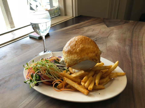 Bowning Hotel Dining - Maitland Accommodation 0
