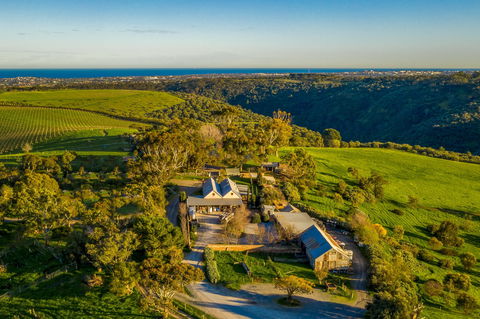 Samuel's Gorge Winery - Maitland Accommodation 0