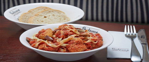 Wolf Lane - Maitland Accommodation 0