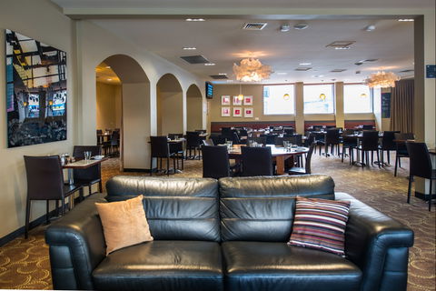 Cooleys Hotel - Maitland Accommodation 0