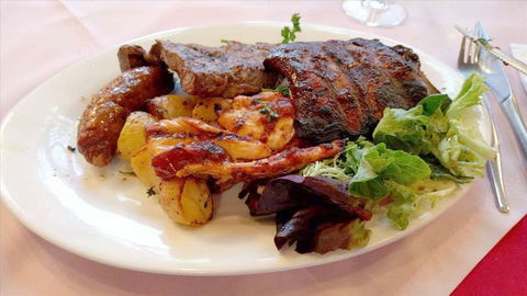 Rosewood Cottage Steakhouse - Maitland Accommodation 0