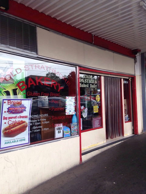 RnJ Cakes - Maitland Accommodation 0