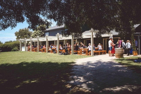 Tucks - Maitland Accommodation 2