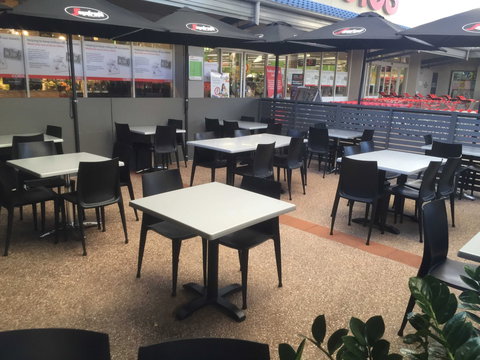 Hope Island Deli - Maitland Accommodation 0