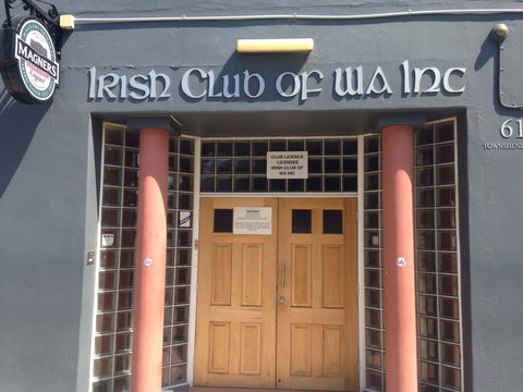 Irish Club - Maitland Accommodation 0