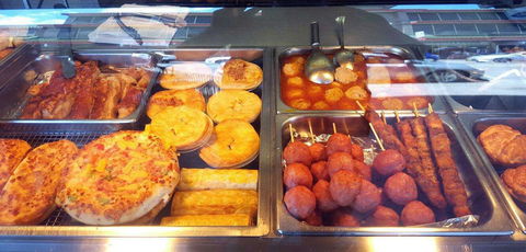 Vinata's Hot Bread - Maitland Accommodation 0
