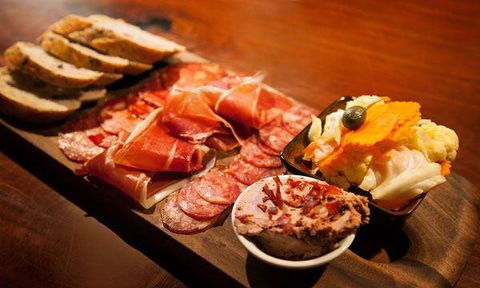 De Vito Waterfront - Maitland Accommodation 8